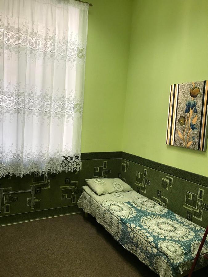 Khostel-Otel' " Odesskii " Oldenburg Bagian luar foto